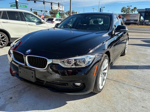 Used 2018 BMW 320i Sedan RWD image 13