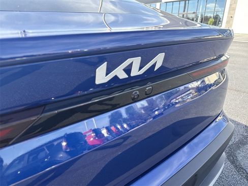 New 2025 Kia K4 LXS image 6