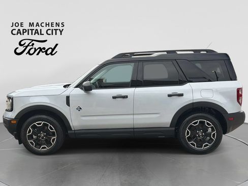 Used 2026 Ford Bronco Sport Outer Banks AWD/4WD image 8