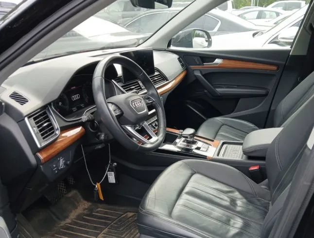 Used 2021 Audi Q5 2.0T Premium Plus AWD/4WD image 2