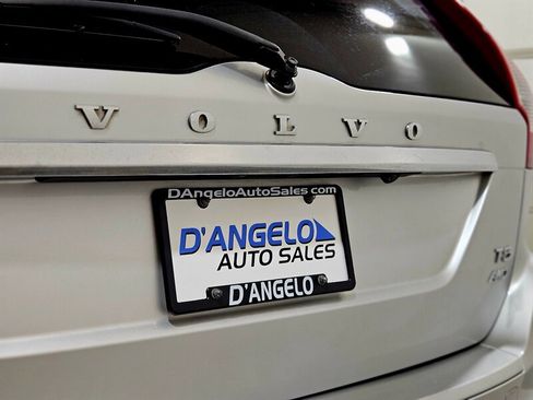 Used 2015 Volvo XC60 T5 AWD/4WD image 16