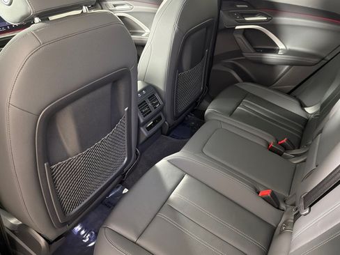 Used 2025 Audi Q5 Premium Plus w/ Premium Plus AWD/4WD image 11