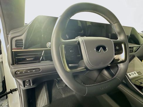 New 2026 INFINITI QX80 Autograph w/ Premium Cargo Package image 13