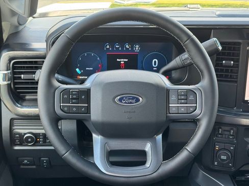 New 2026 Ford F250 Lariat w/ FX4 Off-Road Package image 7