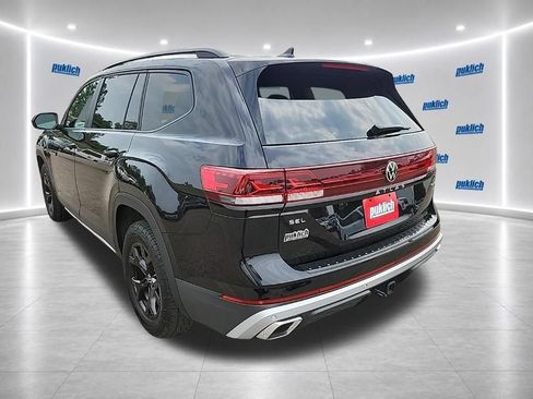 Used 2024 Volkswagen Atlas Peak Edition SEL AWD/4WD image 4