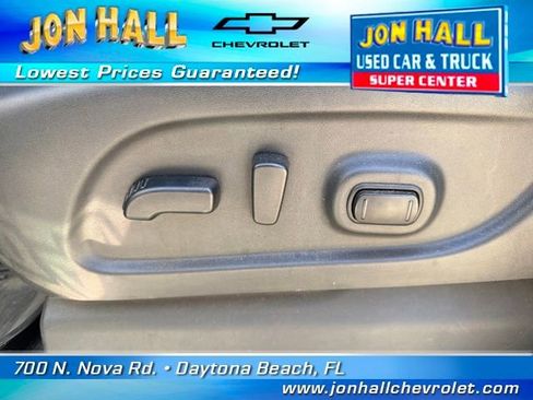 Used 2023 Nissan Titan PRO-4X w/ Pro-4x Convenience Package image 22