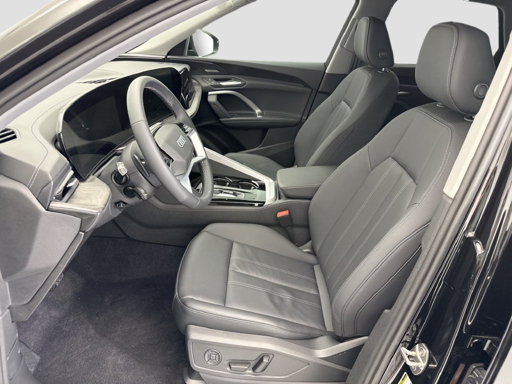 Used 2026 Audi Q5 Premium Plus AWD/4WD image 18