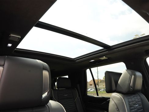 Certified 2023 Cadillac Escalade V image 27