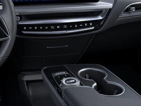 New 2026 Cadillac Lyriq Luxury w/ LPO, Floor Liner Package AWD/4WD image 23