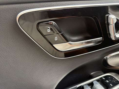 Used 2026 Mercedes-Benz C 300 4MATIC Sedan image 27