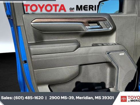 Used 2022 Chevrolet Silverado 1500 LT Trail Boss w/ LT Trail Boss Premium Package image 16