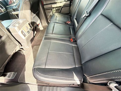 Used 2020 Ford F150 Lariat w/ Equipment Group 502A Luxury image 27