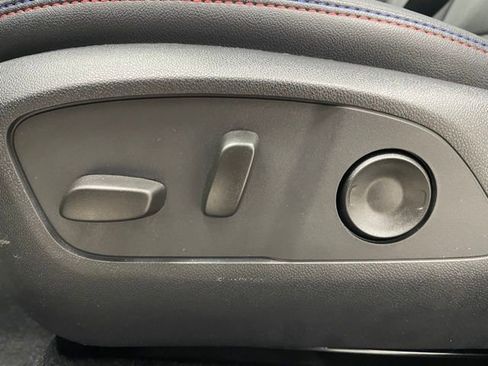 New 2026 Chevrolet Equinox EV RS image 9