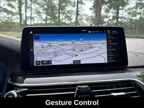 Used 2022 BMW M550i xDrive w/ Executive Package AWD/4WD image 21