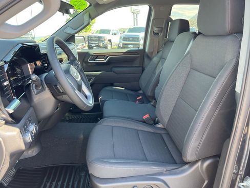 New 2025 GMC Sierra 1500 Elevation image 20