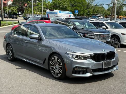 Used 2017 BMW 530i xDrive AWD/4WD image 3
