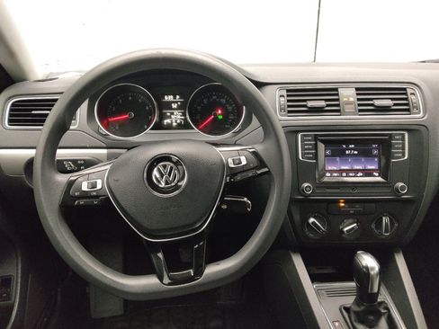 Used 2018 Volkswagen Jetta S image 22