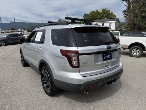 Used 2015 Ford Explorer Sport w/ Equipment Group 401A AWD/4WD image 8