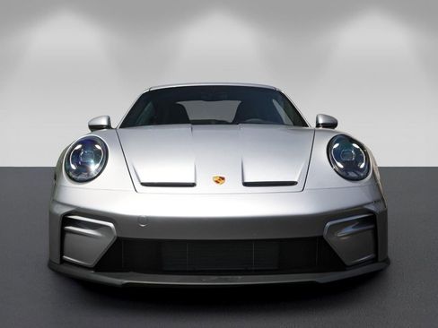 Used 2026 Porsche 911 GT3 RWD image 8