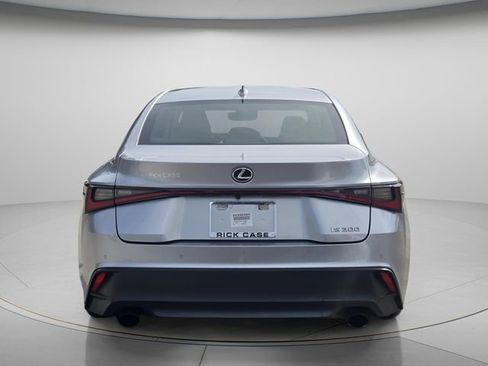 Used 2022 Lexus IS 300 w/ Premium Package RWD image 6