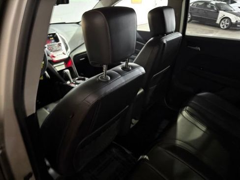 Used 2014 GMC Terrain SLT w/ Chrome Appearance Package FWD image 30