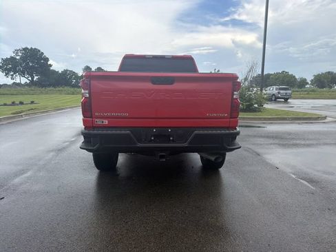 Used 2024 Chevrolet Silverado 2500 Custom w/ Custom Value Package AWD/4WD image 4