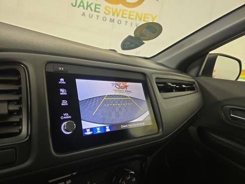 Used 2021 Honda HR-V Sport image 19
