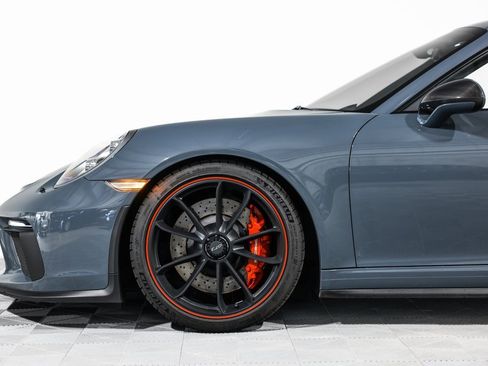 Used 2018 Porsche 911 GT3 w/ Sport Chrono Package image 15