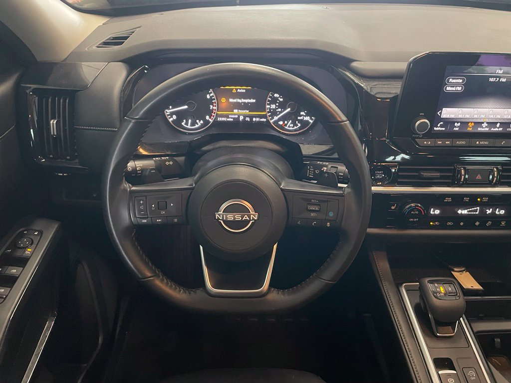 Certified 2025 Nissan Pathfinder SV FWD image 13