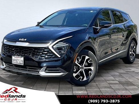 Used 2025 Kia Sportage EX FWD image 1