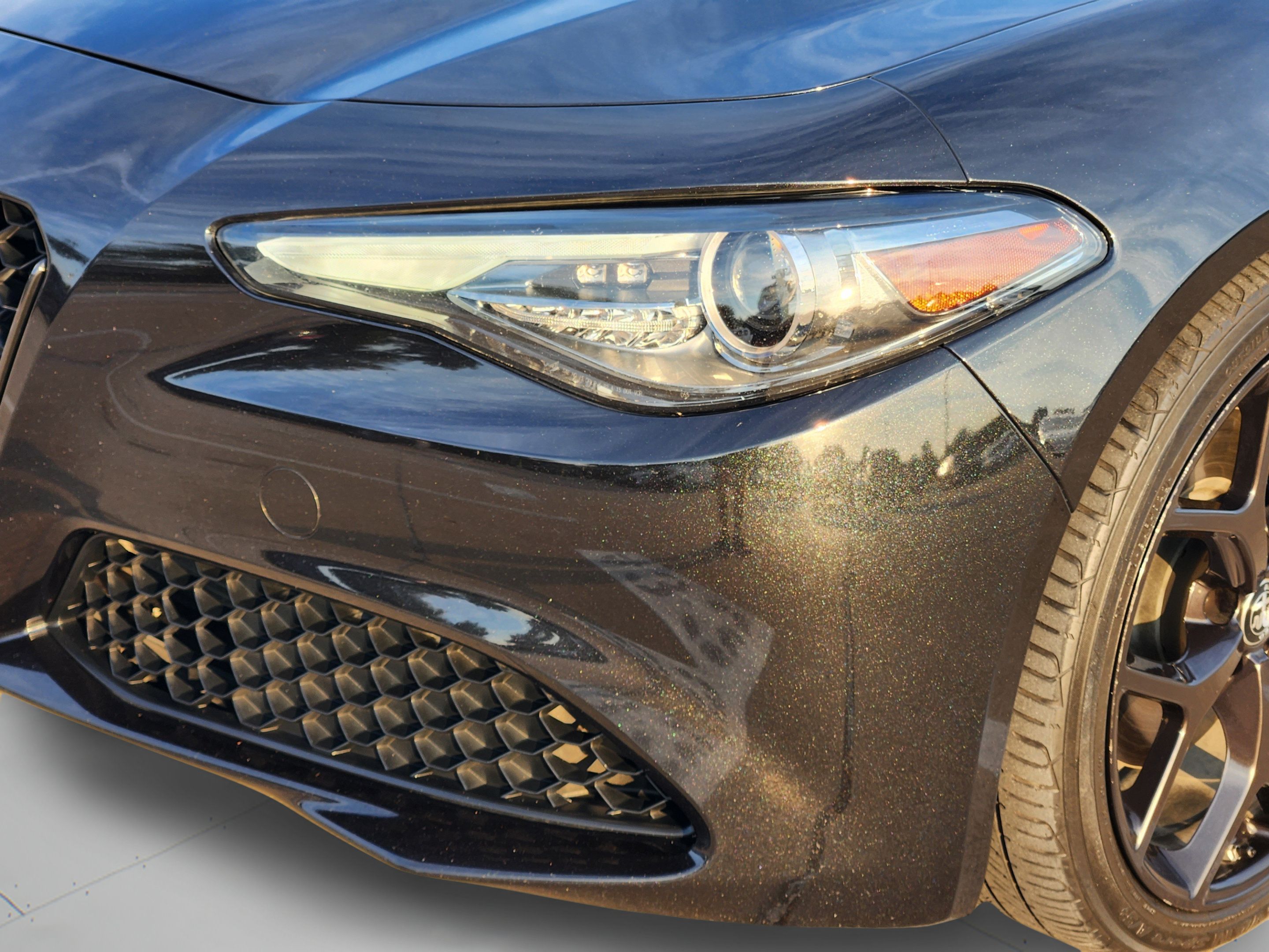 Used 2019 Alfa Romeo Giulia w/ Nero Edizione RWD image 33