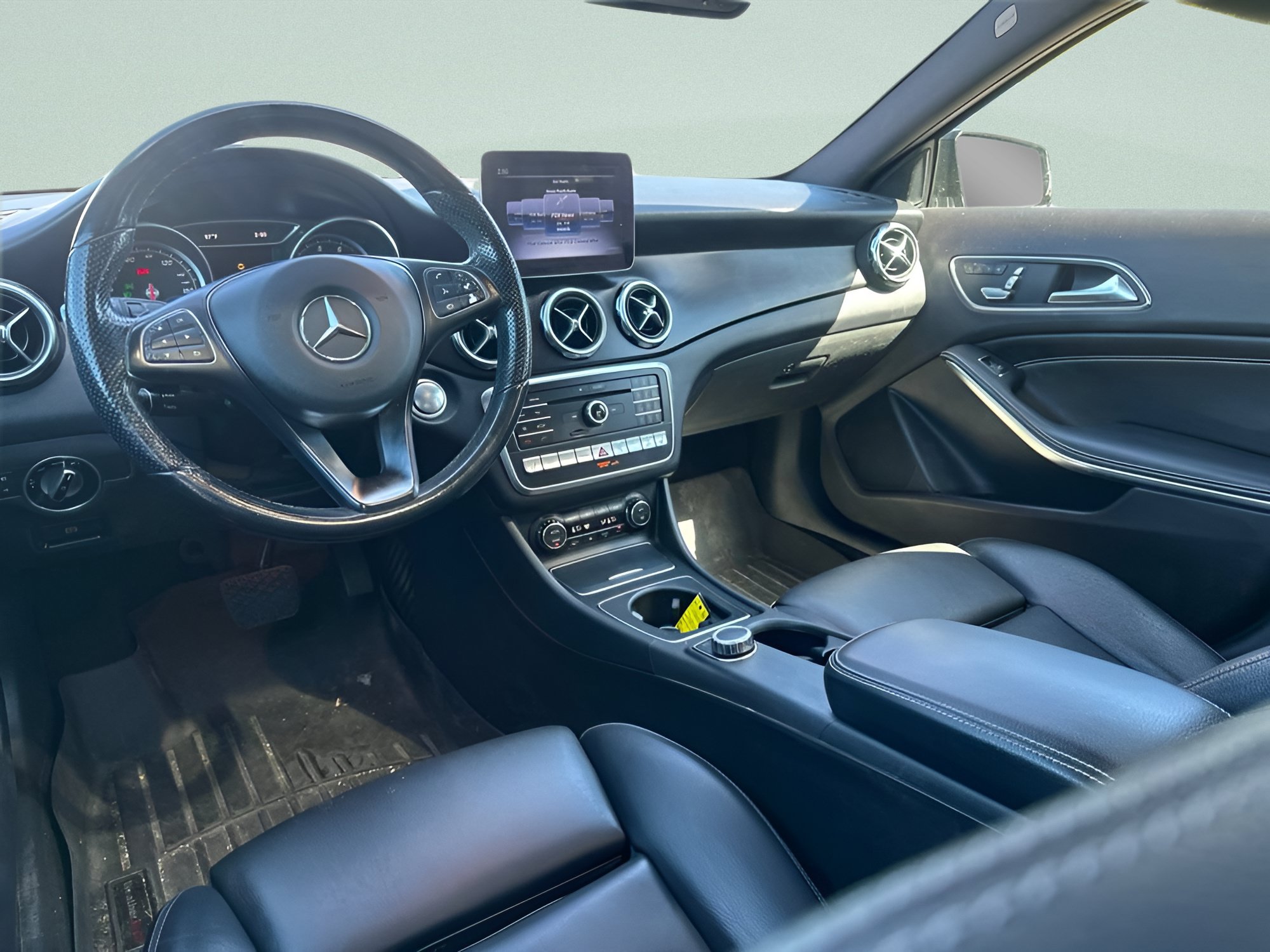 Used 2019 Mercedes-Benz GLA 250 4MATIC image 17