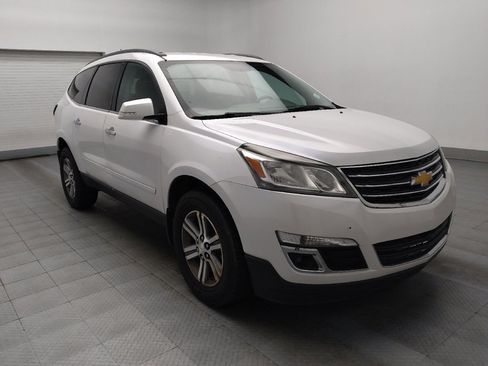 Used 2017 Chevrolet Traverse LT image 13
