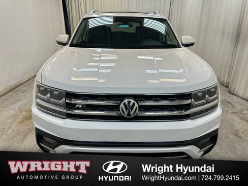 Used 2019 Volkswagen Atlas SE w/ Panoramic Sunroof Package image 2