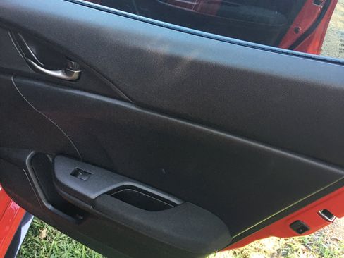 Used 2018 Honda Civic Sport image 17