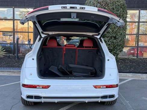 Used 2020 Audi SQ5 Premium Plus w/ Premium Plus Package image 17