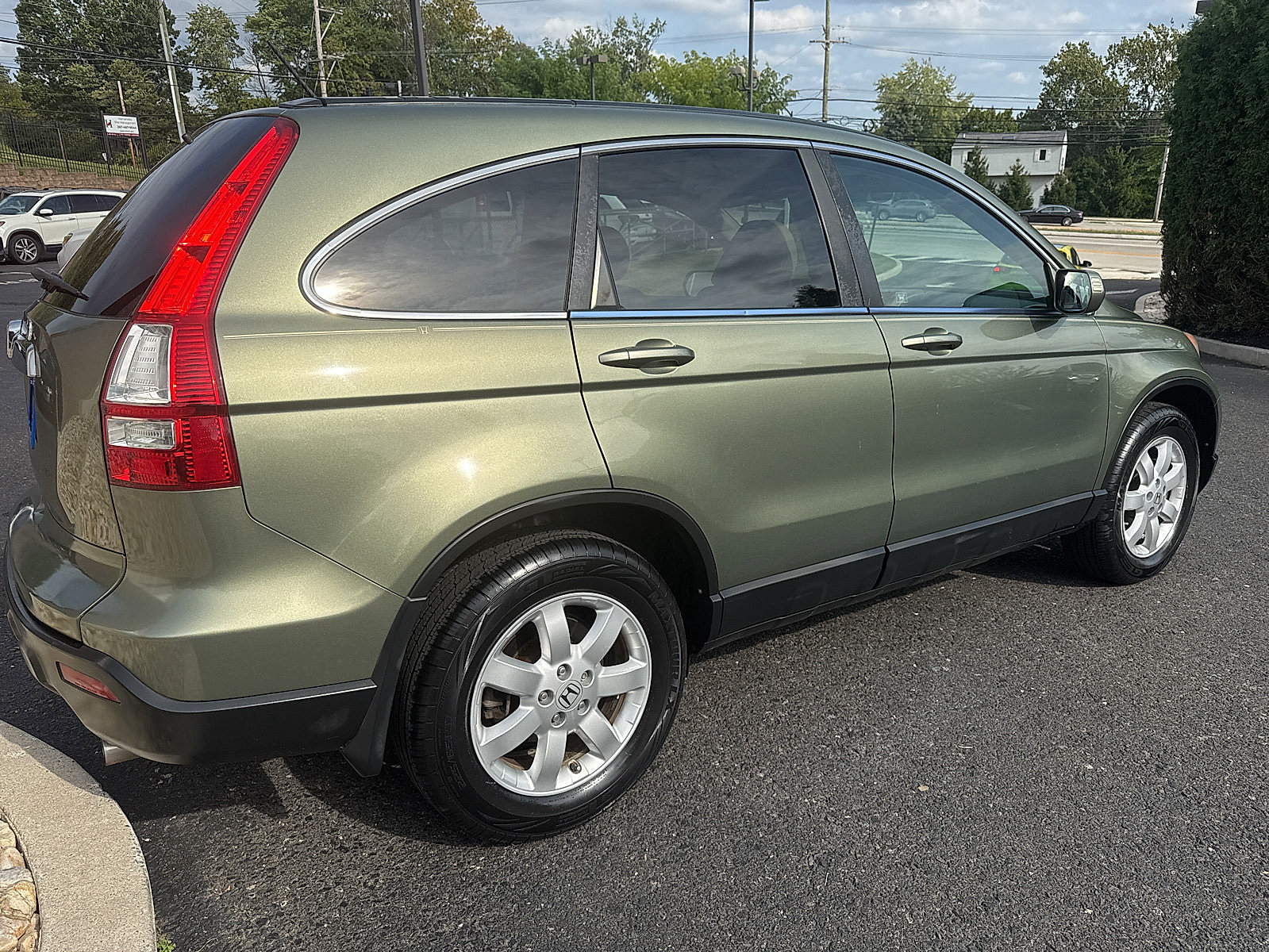 Used 2008 Honda CR-V EX-L image 4