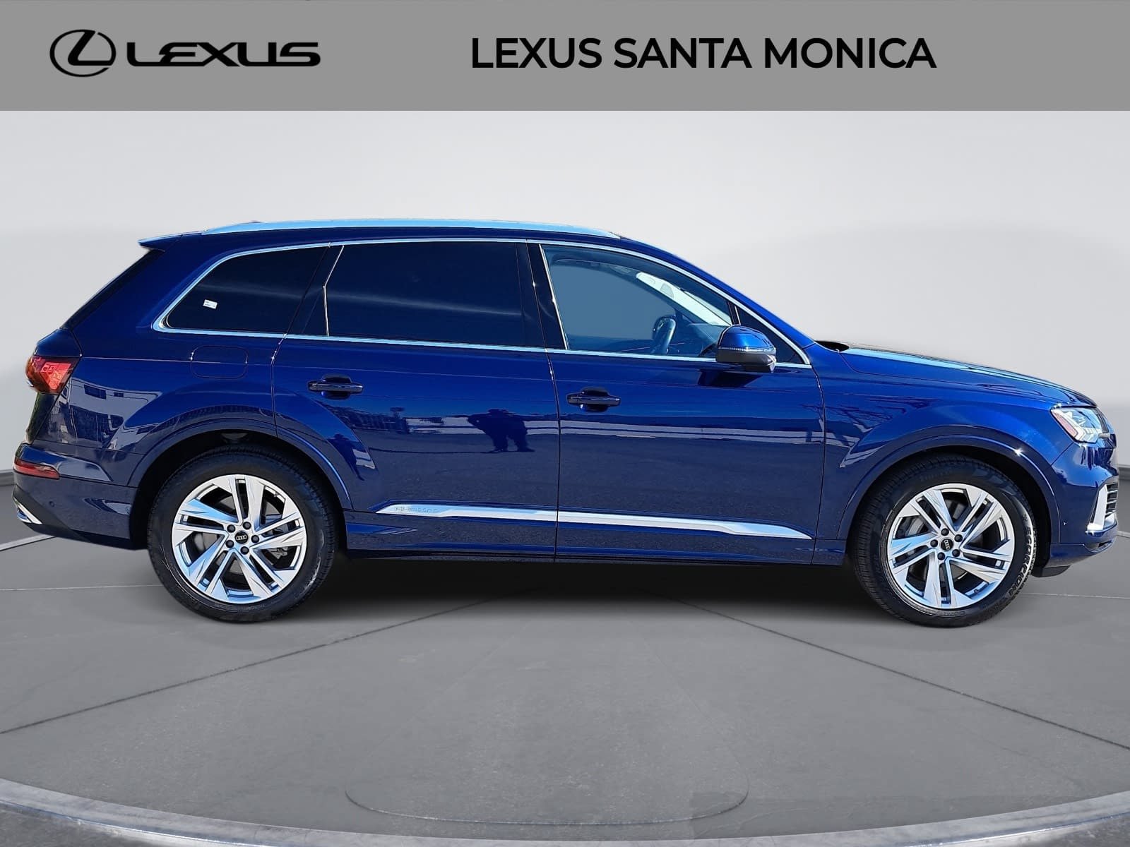 Used 2024 Audi Q7 3.0T Prestige AWD/4WD image 4