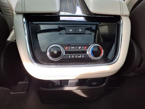 Used 2019 Lincoln Navigator L Black Label w/ Cargo Package image 11