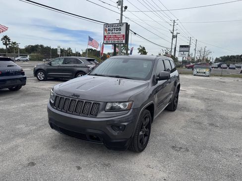 Used 2014 Jeep Grand Cherokee Altitude image 1