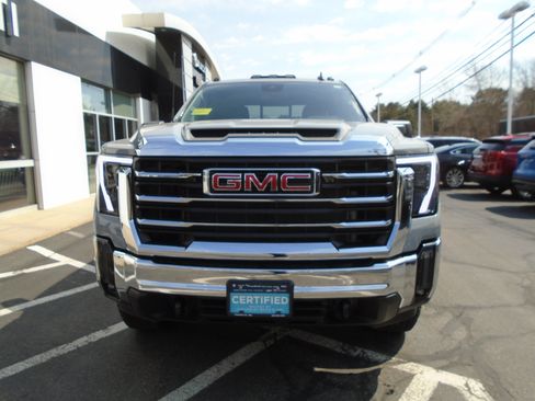 Certified 2024 GMC Sierra 2500 SLE image 3