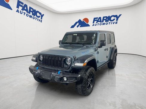 Used 2024 Jeep Wrangler Unlimited AWD/4WD image 2