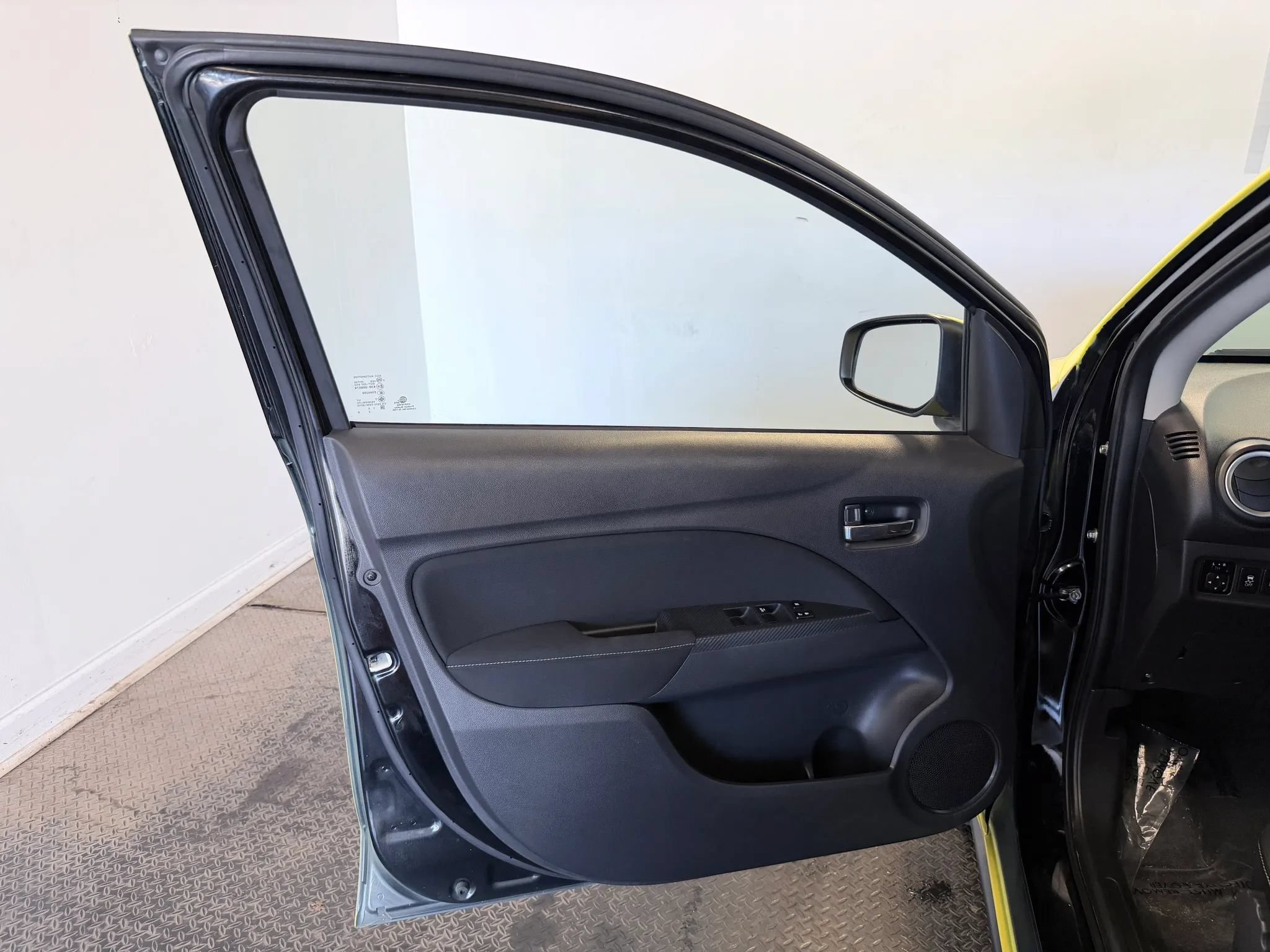 Used 2024 Mitsubishi Mirage SE FWD image 8