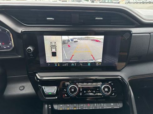 Used 2022 GMC Sierra 1500 AT4 w/ AT4 Premium Package image 19