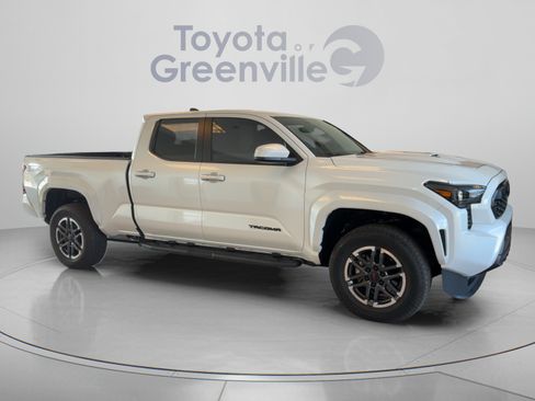 Used 2026 Toyota Tacoma TRD Sport AWD/4WD image 7