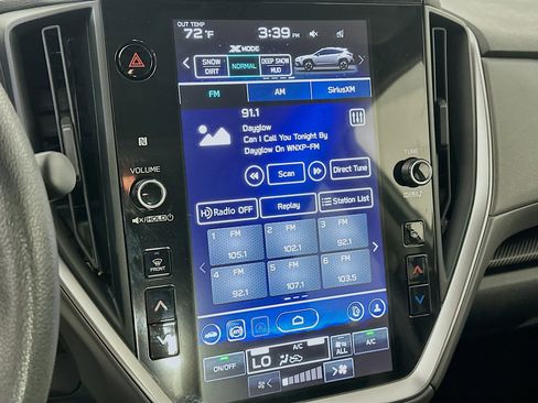 Used 2025 Subaru Crosstrek 2.0i Premium image 19