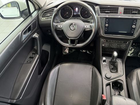 Used 2019 Volkswagen Tiguan SE w/ Panoramic Sunroof Package AWD/4WD image 30