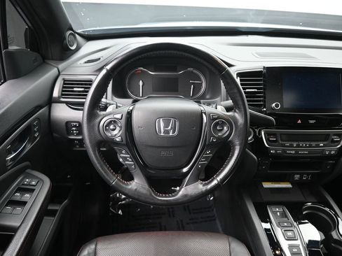 Used 2022 Honda Ridgeline Black Edition image 18