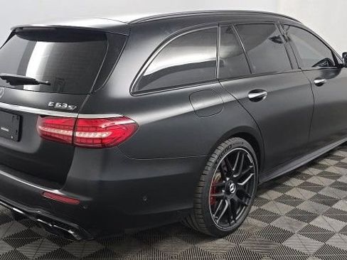 Used 2021 Mercedes-Benz E 63 AMG S w/ Driver Assistance Package image 4