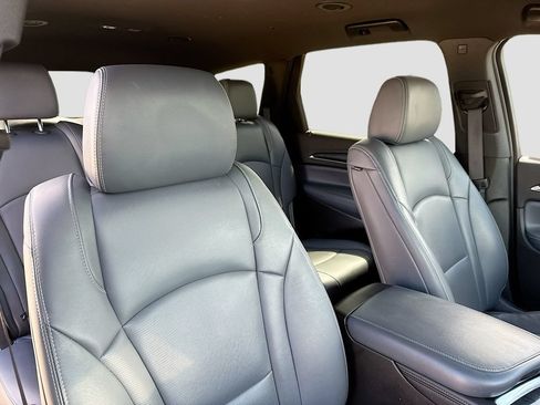 Used 2023 Buick Enclave Essence FWD image 23